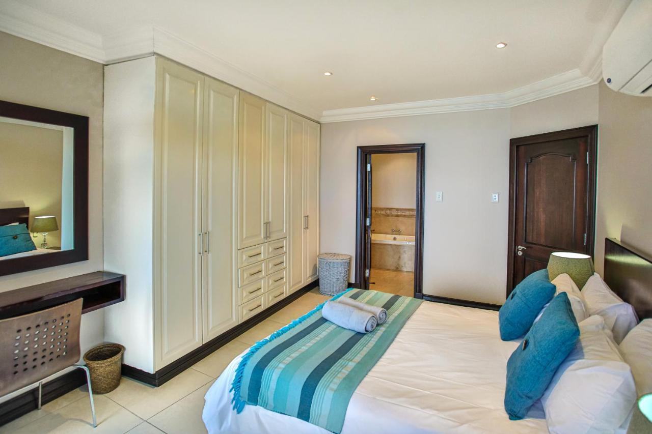 504 Ballito Manor View-Luxury Home On The Main Beach ภายนอก รูปภาพ